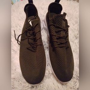 Mens knot Dark Grey Breathable Shoe 13 (NEW)